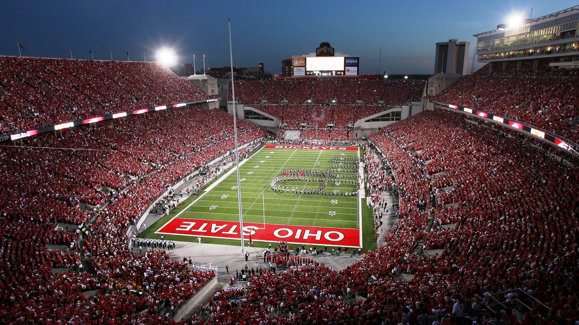 中国足球职业俱乐部品牌建设成效显著，中国职业足球俱乐部的经营内容